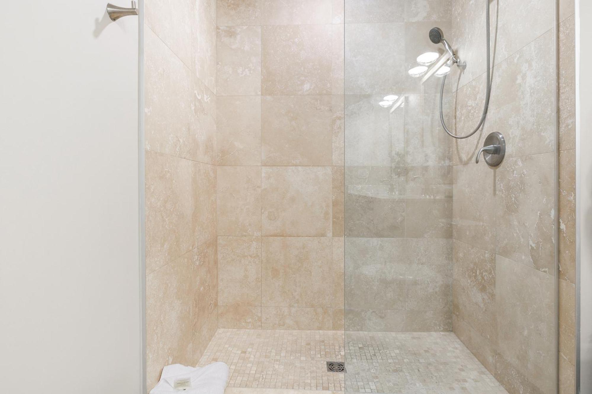 Spacious 4B Oasis Steps From French Quarter - Your Nola Dream Awaits! New Orleans Luaran gambar